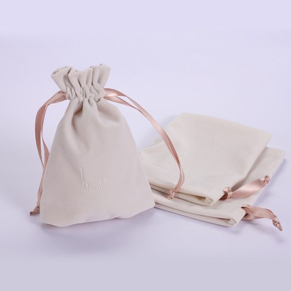 Wholesale Custom Logo Velvet Pouch Bag for Jewelry Packaging Pouch Velvet Gift Bag Velvet Drawstring Bag - 图片 5