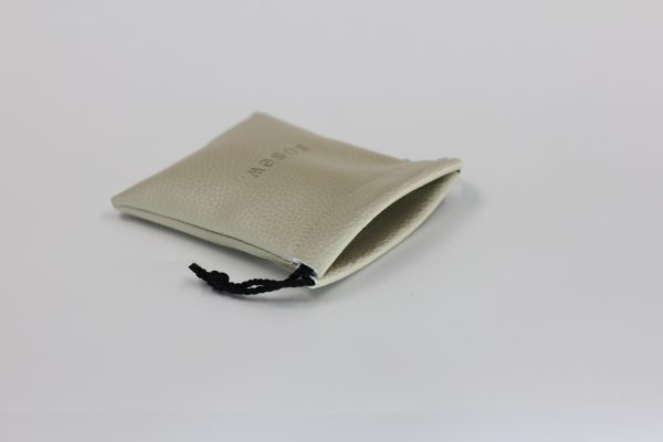 High end gray leather product packaging bags from Chinese factories, customizable packaging bags with hot stamping logo - 图片 3
