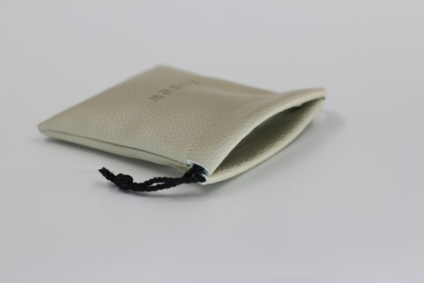 High end gray leather product packaging bags from Chinese factories, customizable packaging bags with hot stamping logo - 图片 4