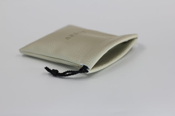 High end gray leather product packaging bags from Chinese factories, customizable packaging bags with hot stamping logo - 图片 5