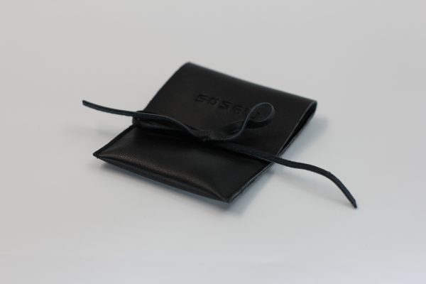 Newly designed beautiful gift packaging bags that accept customized colors and sizes from customers