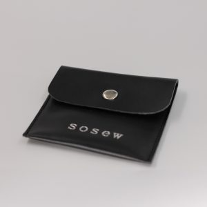 Jewelry packaging bag factory in china, customers customize beautiful gift packaging leather bags in colors and sizes